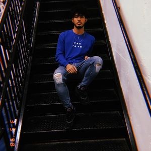 Meet your Posher, Jonathan